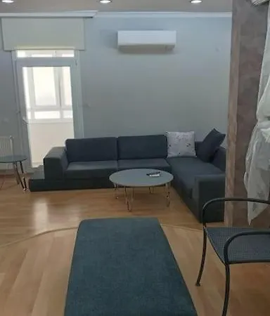 Comfortable Big House With 3 Bedrooms And Big Living Appartement *