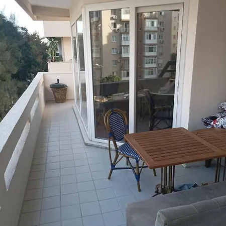 Apartment Comfortable Big House With 3 Bedrooms And Big Living
